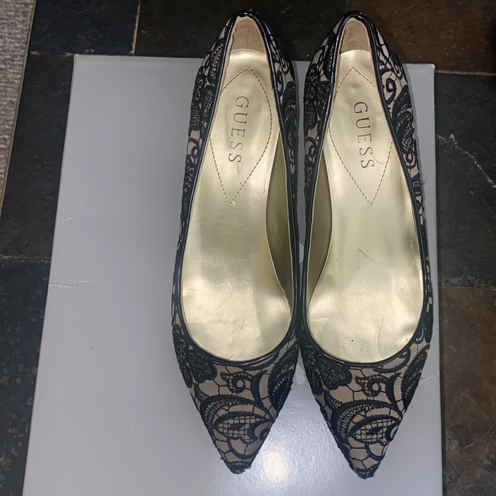 Black and nude lace look shoe.